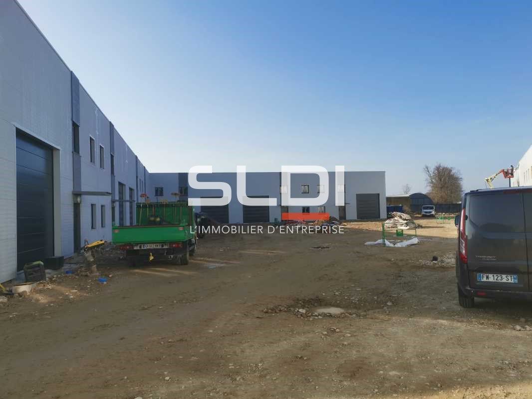 La SLDI vous propose sur Morestel des cellules d'