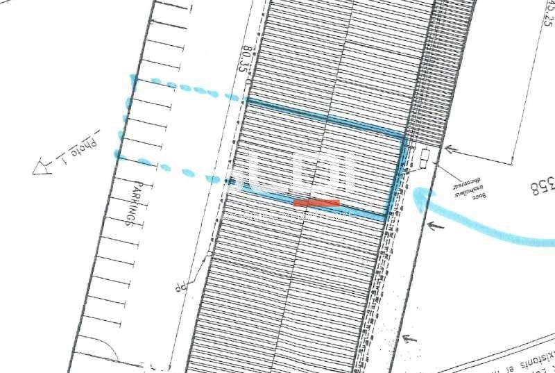 Location entrepots 200 m² non divisibles