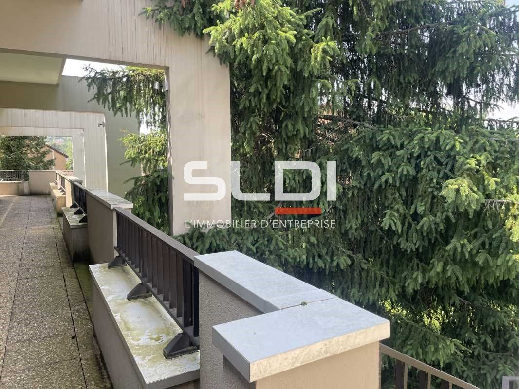 À la recherche de bureaux spacieux et fonctionnel