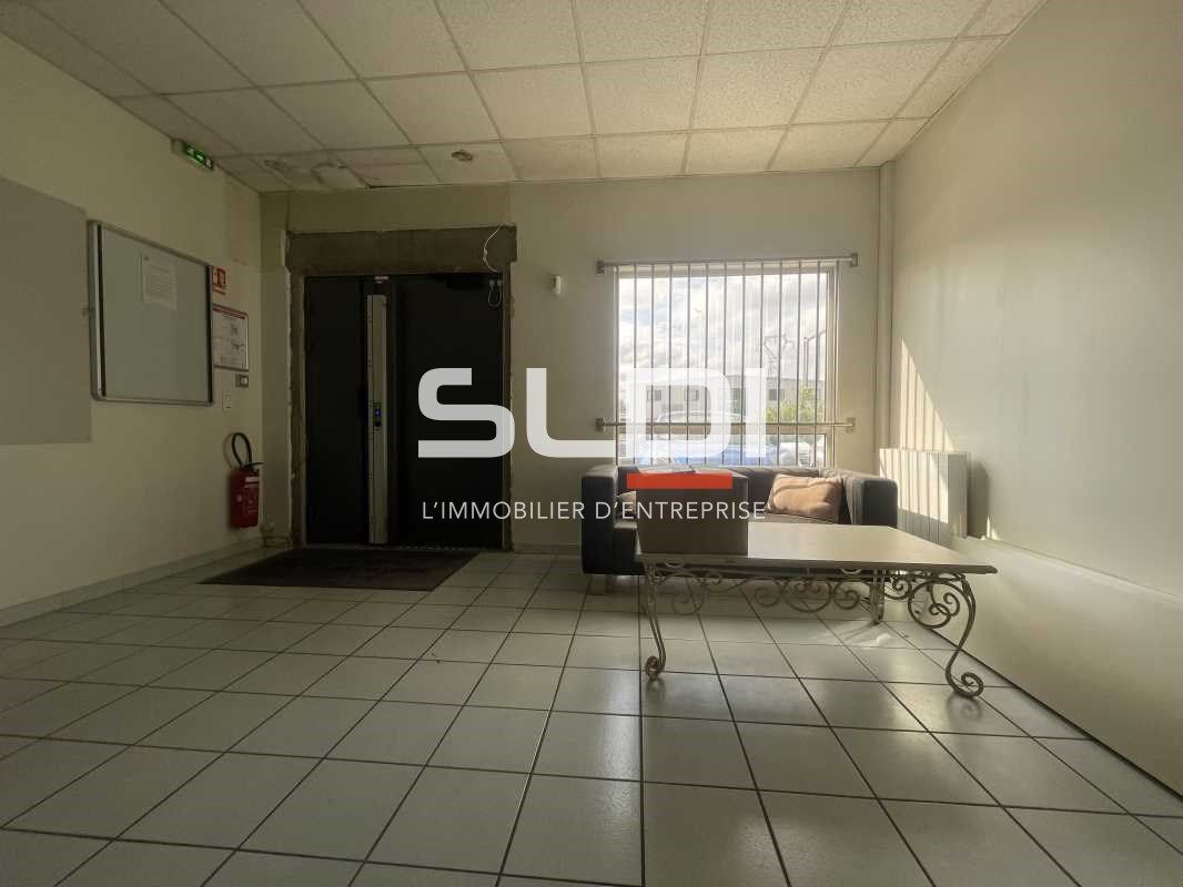 Nous vous proposons à la location sur St Genis La