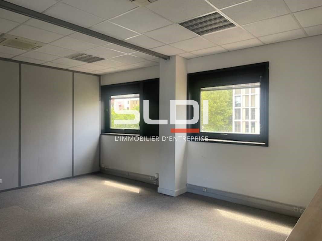 Location bureaux 2175 m² divisibles à partir de 112 m²