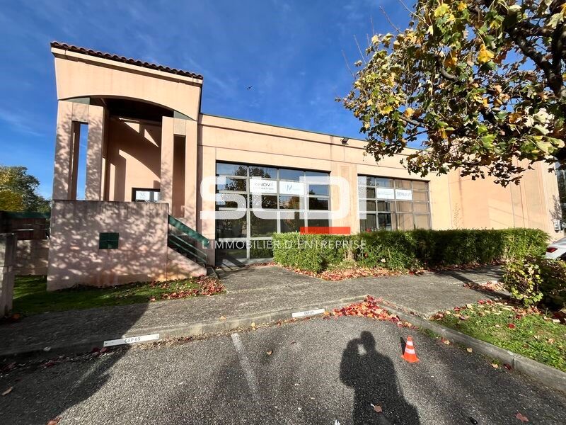 Opportunité exceptionnelle à BRON : bureaux de 36