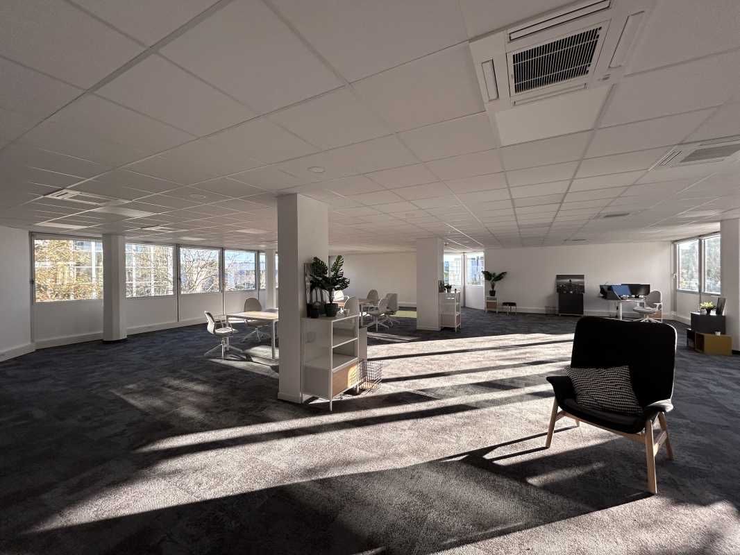 Arthur Loyd vous propose à la location plusieurs 