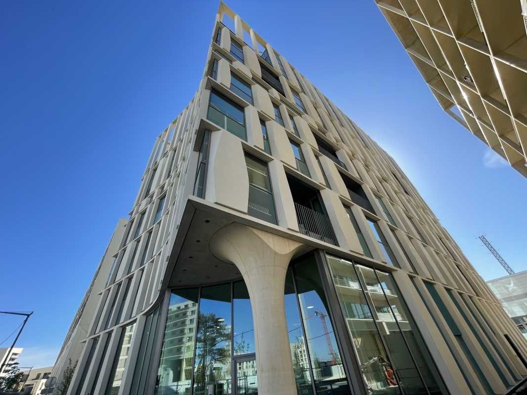 Arthur Loyd vous propose à la location plusieurs 