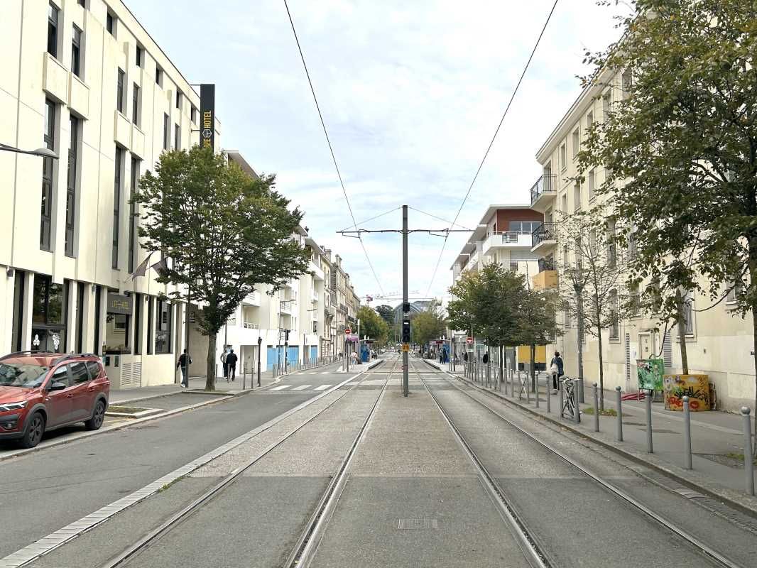 Arthur Loyd vous propose à la location un plateau