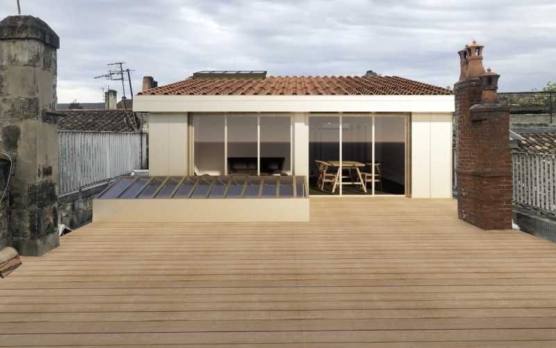 A deux pas du Jardin Public, en centre ville de B