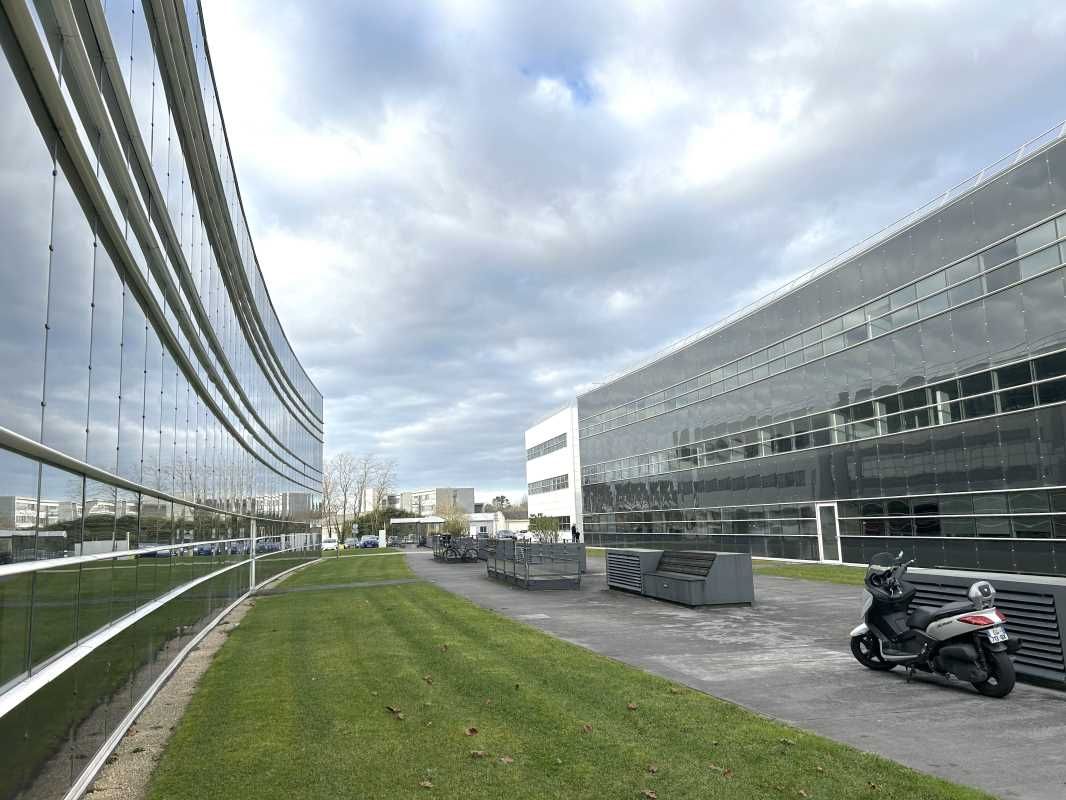 Situé sur le Domaine de Pelus, en bordure de l'ax