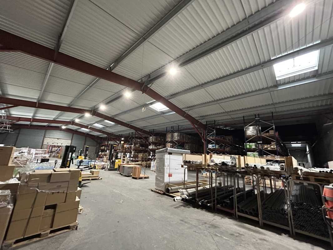 A proximité immédiate de l'A11 et de Bordeaux, su