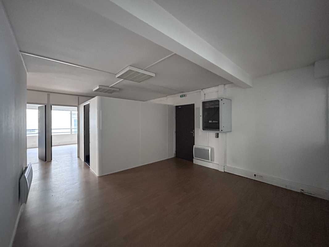 Arthur Loyd propose à la location un plateau de b