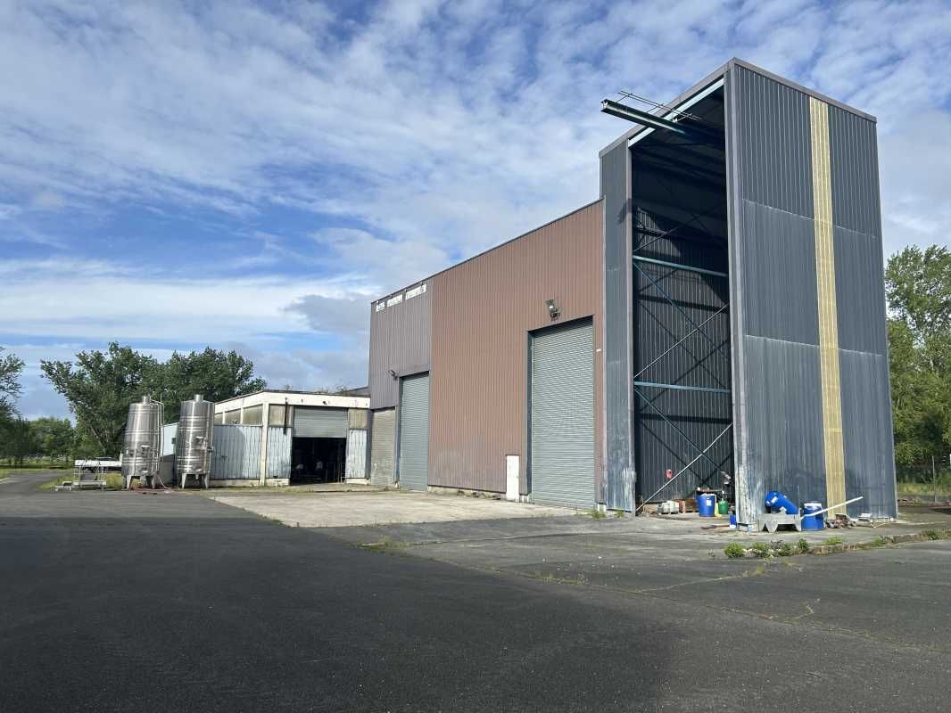 Arthur Loyd vous propose à la vente, en plein coe