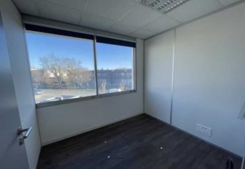 Arthur Loyd Bordeaux vous propose à la location 4