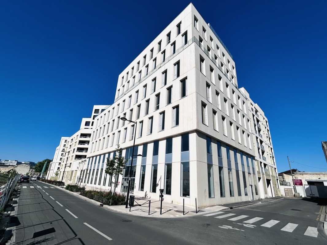 Arthur Loyd vous propose de découvrir l'immeuble 