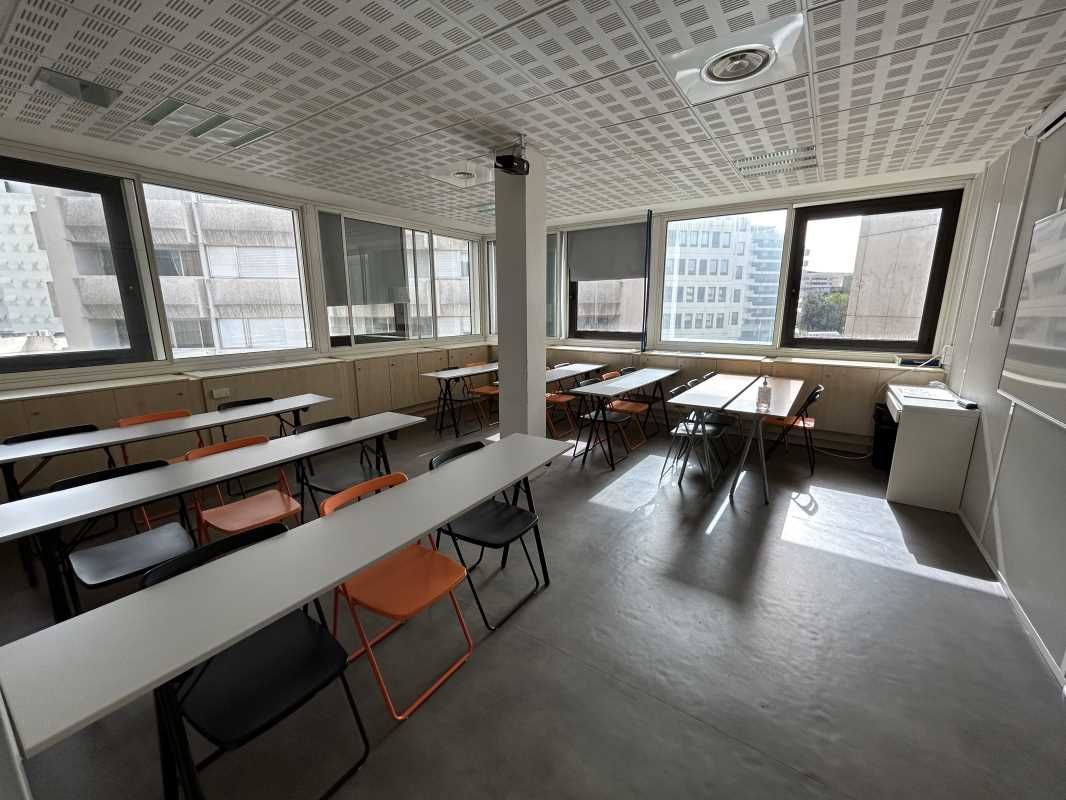 Arthur Loyd vous propose un immeuble de bureaux E