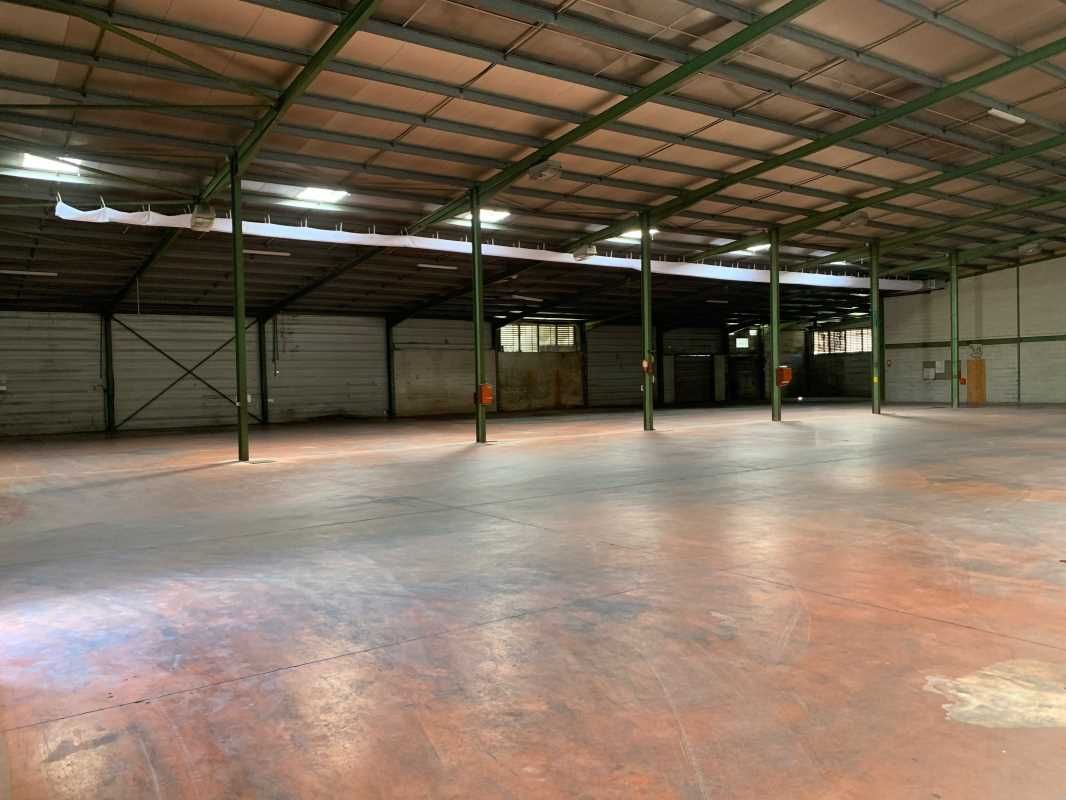 Arthur Loyd vous présente trois entrepôts disponi