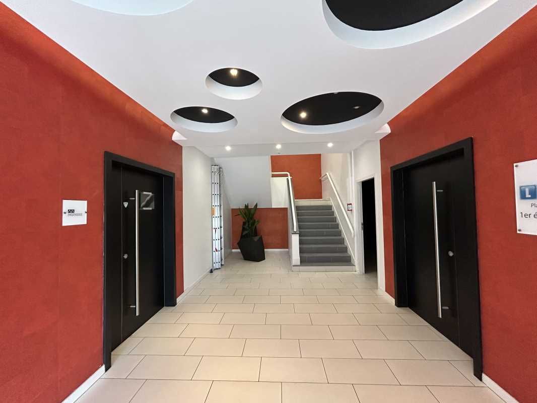 Dans le parc Cadera Sud à Mérignac, Arthur Loyd v