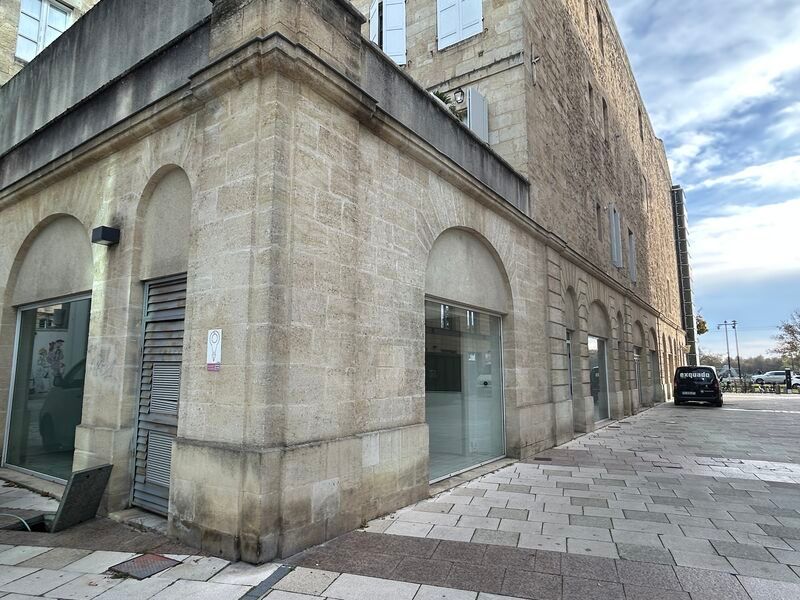 Arthur Loyd Bordeaux vous propose à la location u