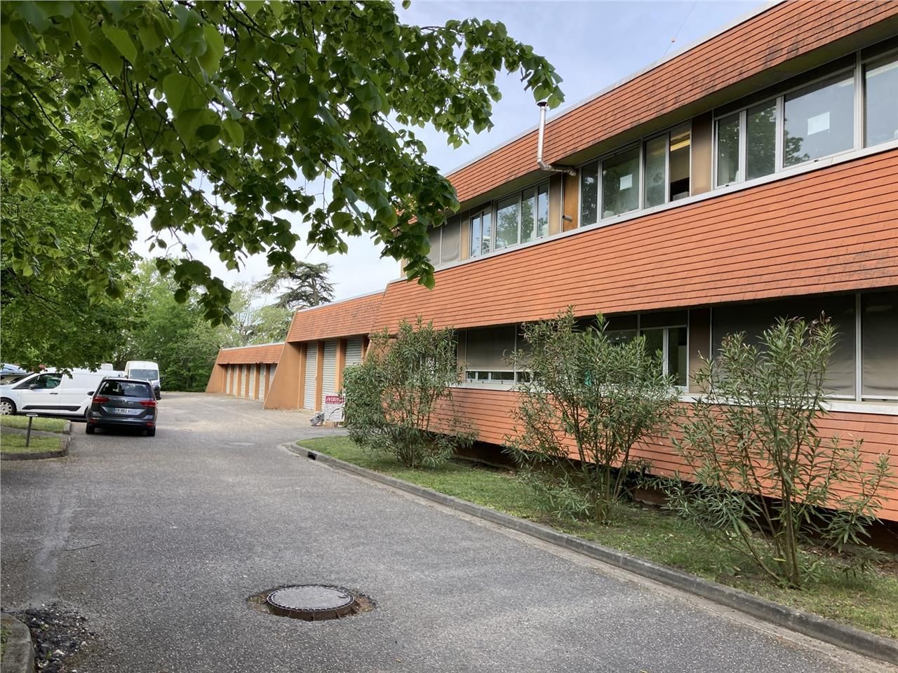 Arthur Loyd vous propose à la location un local p