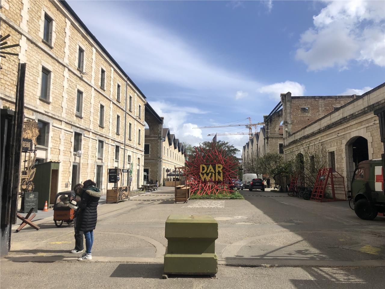 Arthur Loyd propose à la location une cellule com