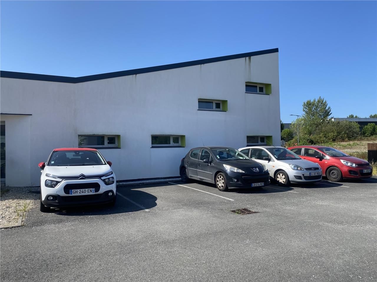 Arthur Loyd vous présente un local d'activités à