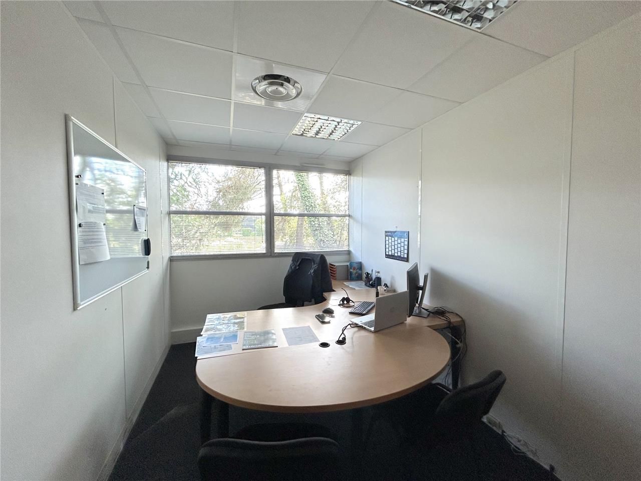 À 400 m du tram A et à moins de 5 minutes de l'aé