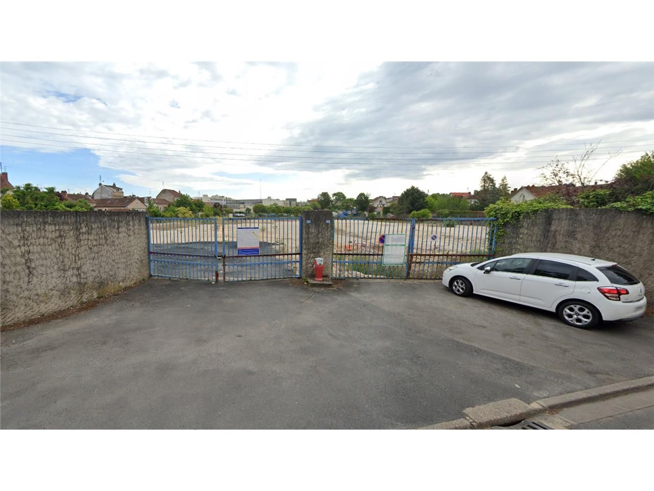 Arthur Loyd vous présente un foncier à vendre à P