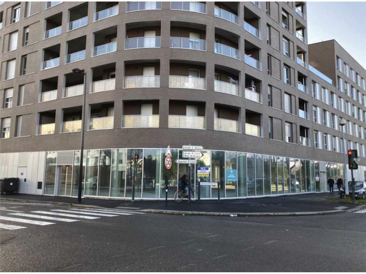 Arthur Loyd Bordeaux vous propose un local commer