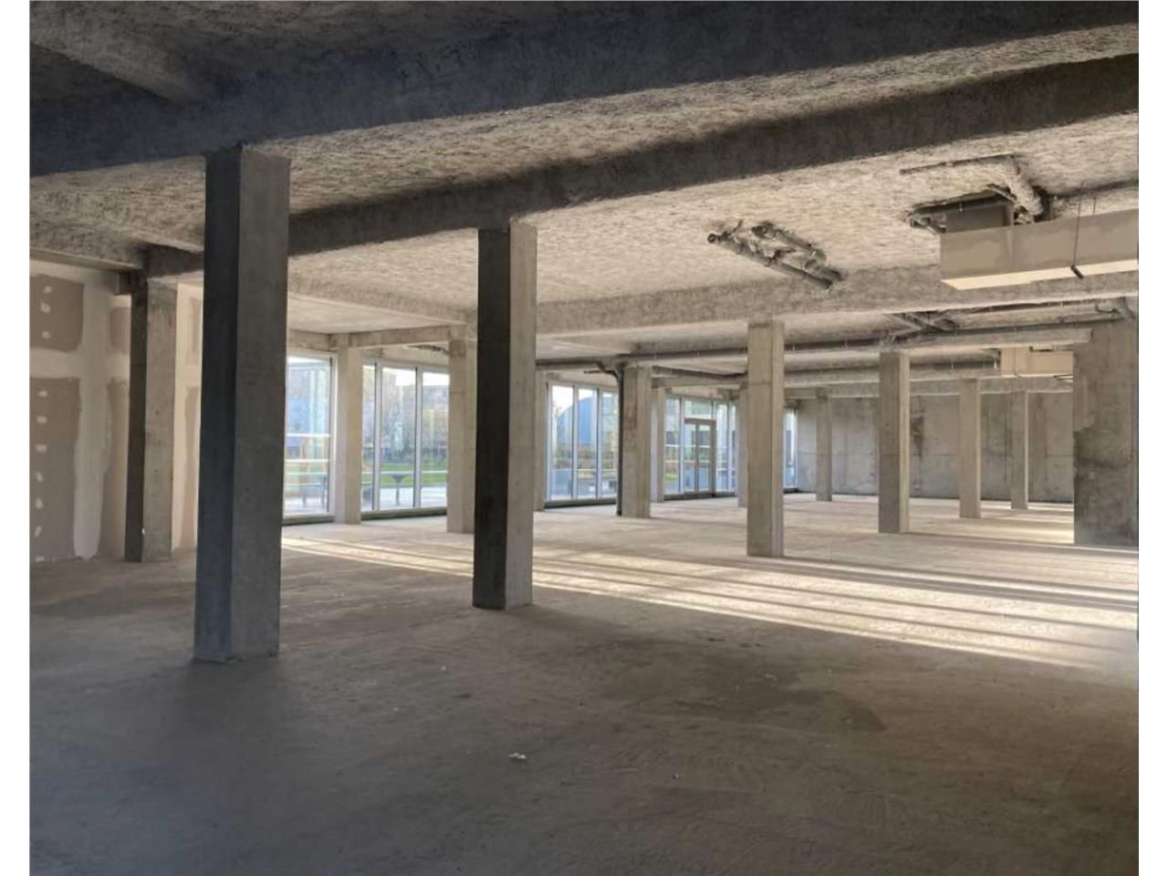 Arthur Loyd Bordeaux vous propose un local commer