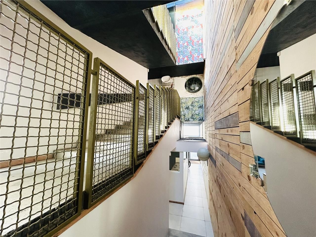 Située au coeur de Caudéran Bel Air, dans l'une d