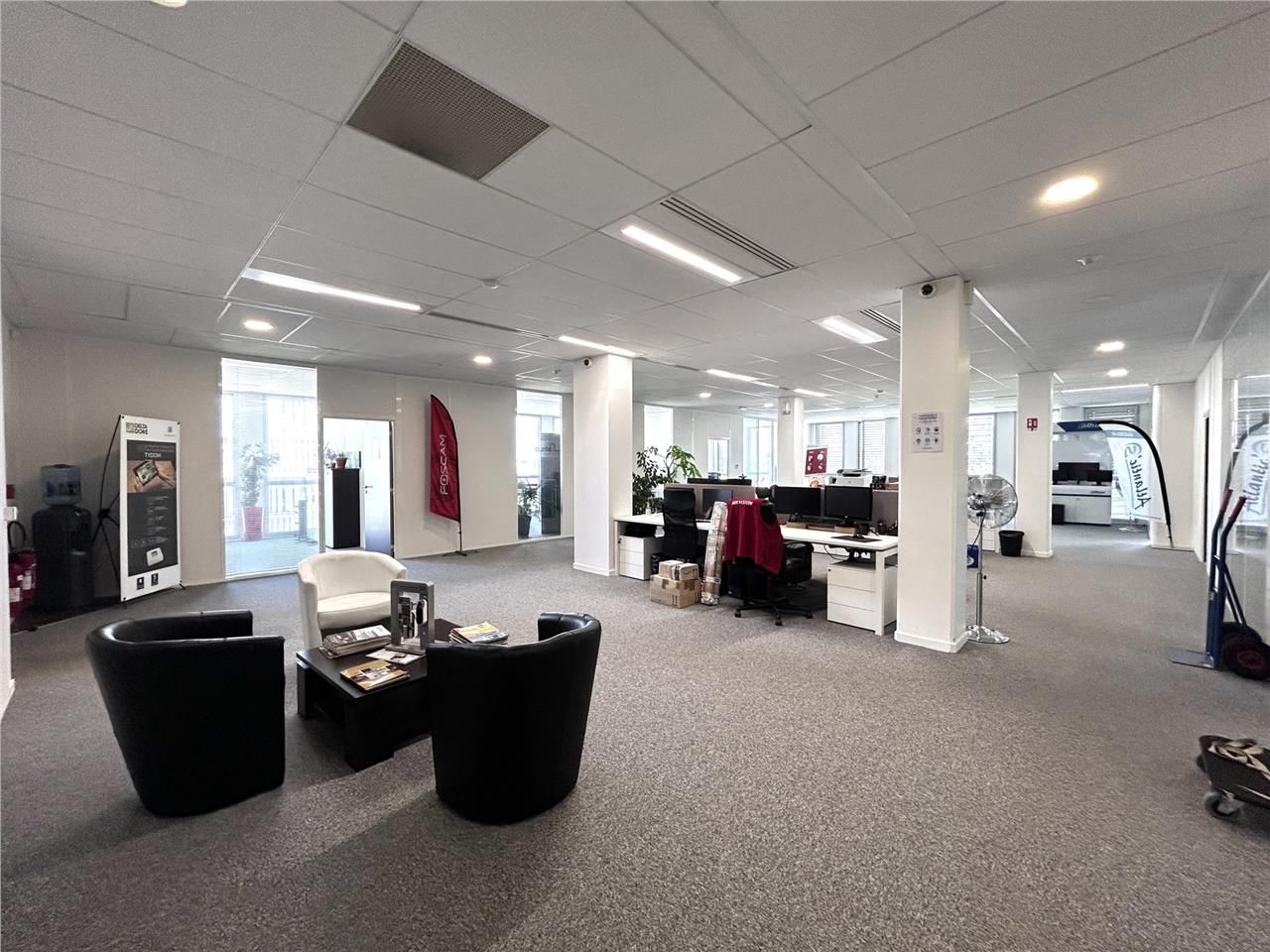 Arthur Loyd vous propose ce plateau de bureaux en