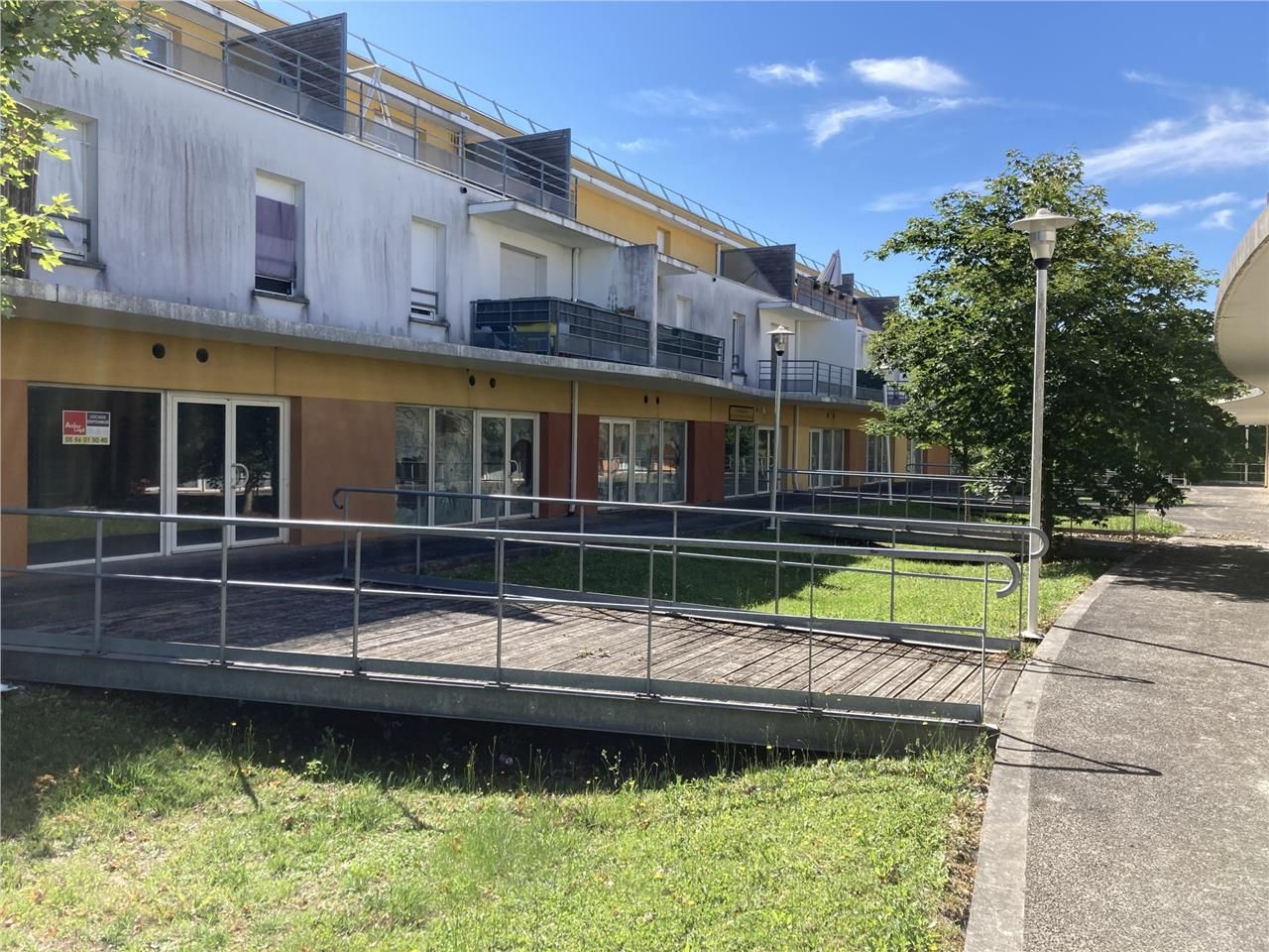 ARTHUR LOYD BORDEAUX vous propose à la location s