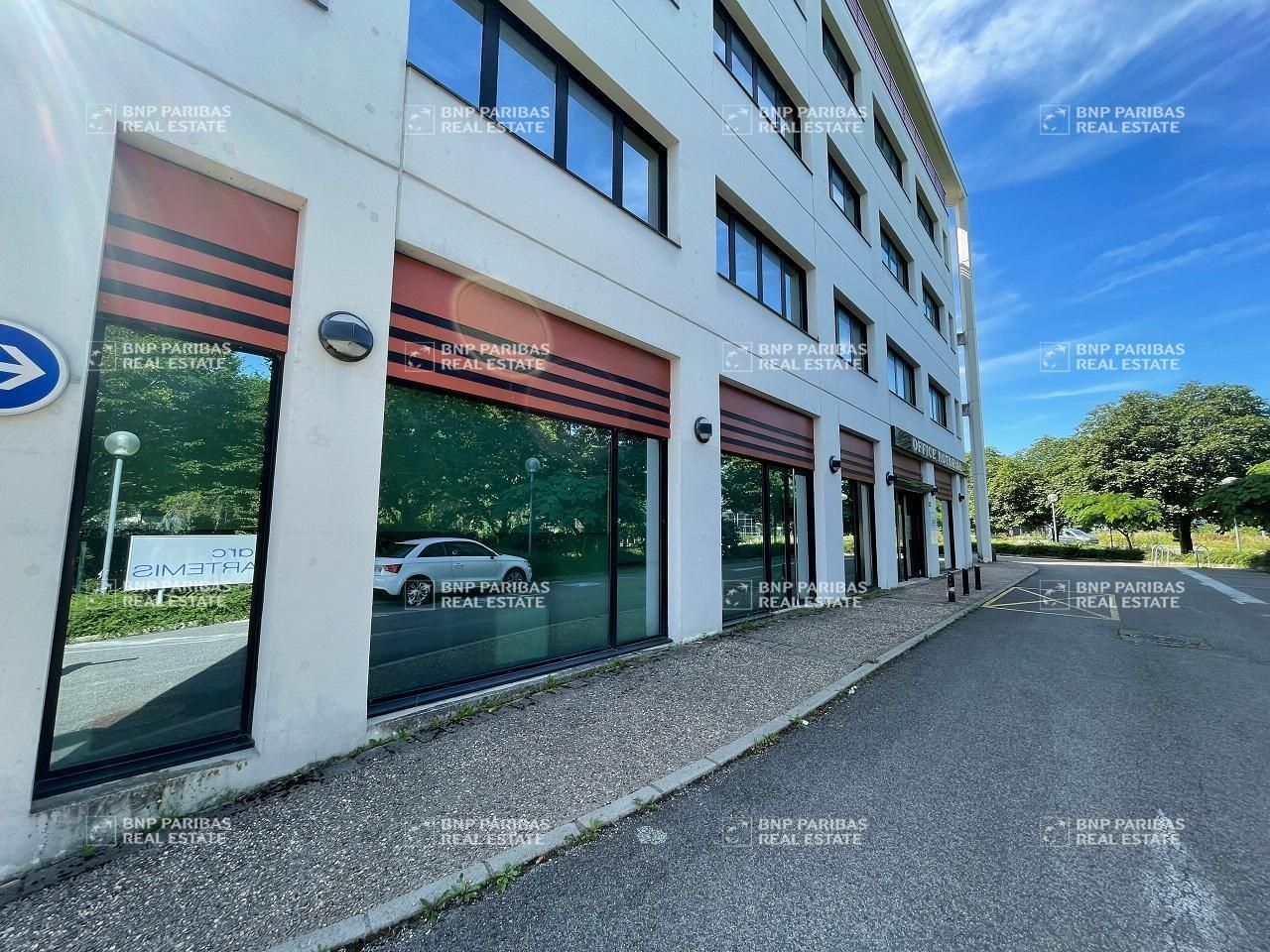 Location Bureaux 1106 m² non divisibles 25000 Besançon