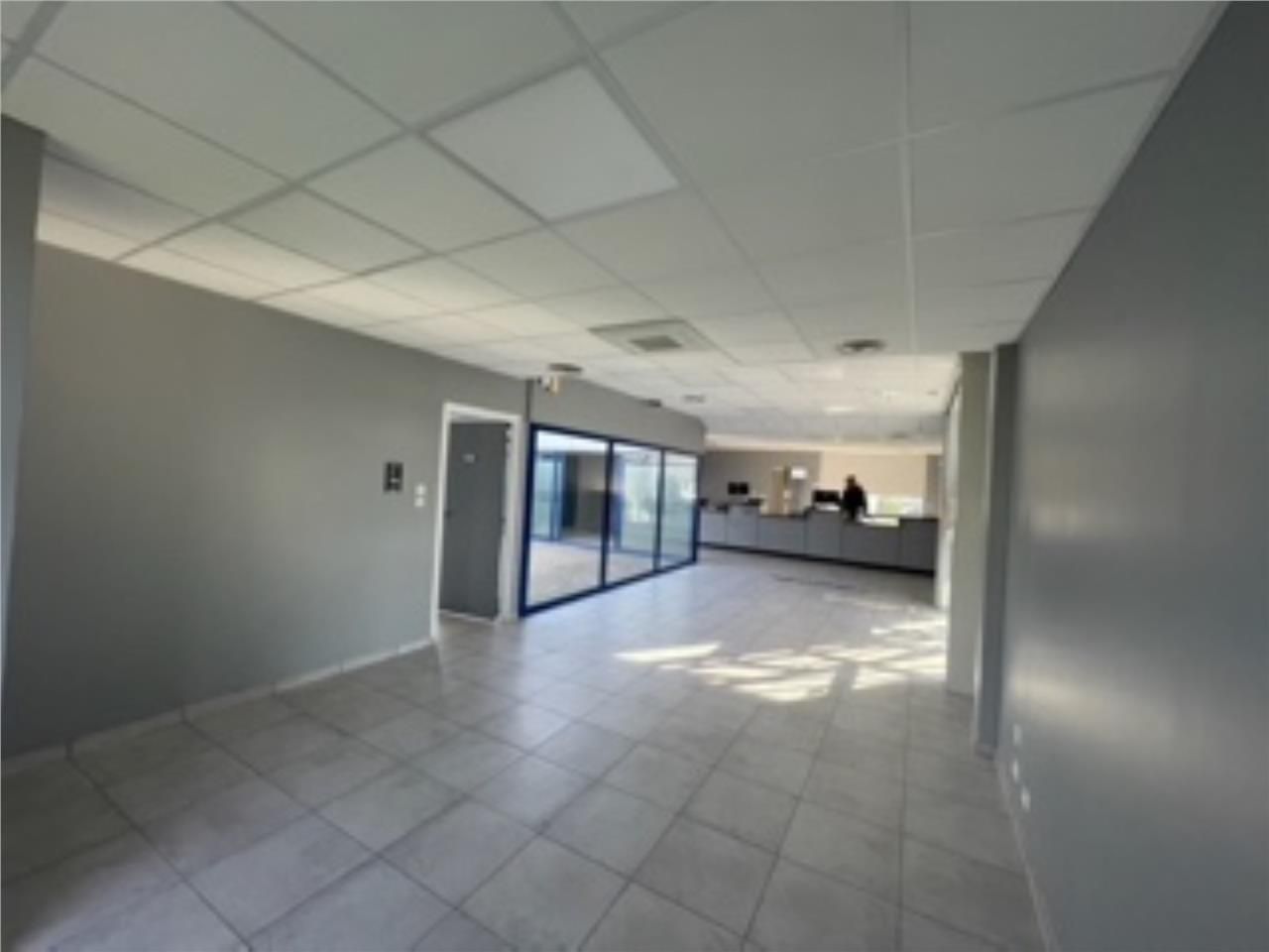 MACON SUD - Zone commerciale - Local commercial à