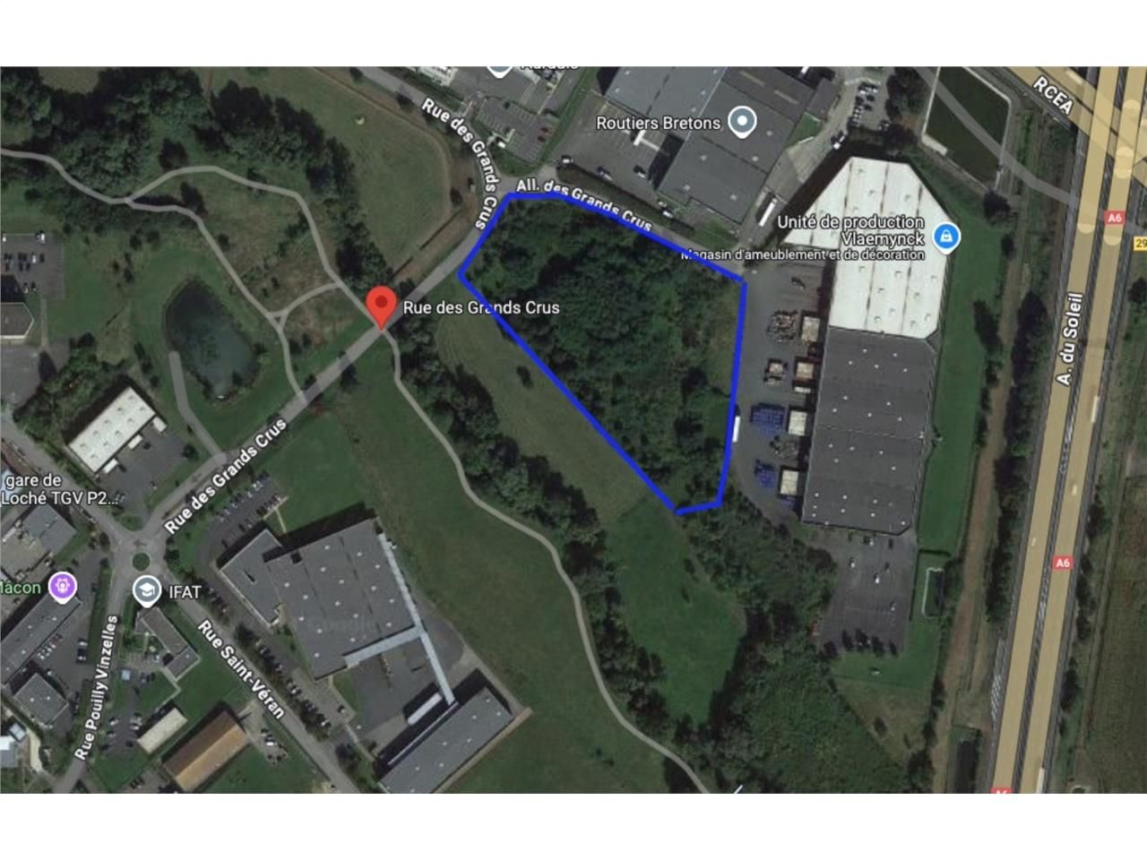 MACON - TERRAIN A VENDRE - AUTOROUTES - GRANDS AX