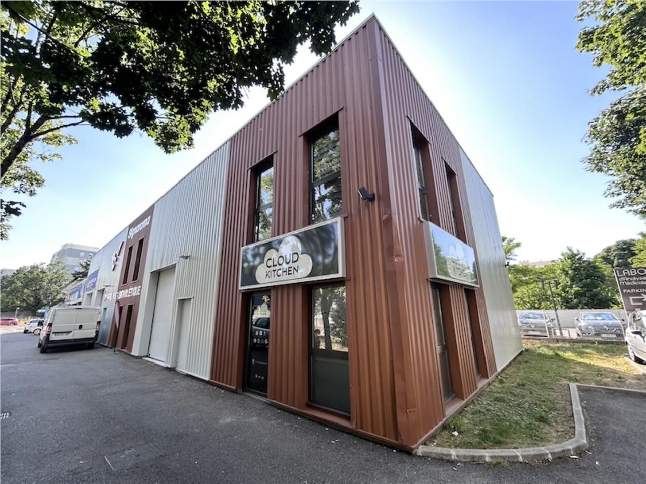 LOCAL DE STOCKAGE ACTIVITE | LOCATION | BOURG EN 