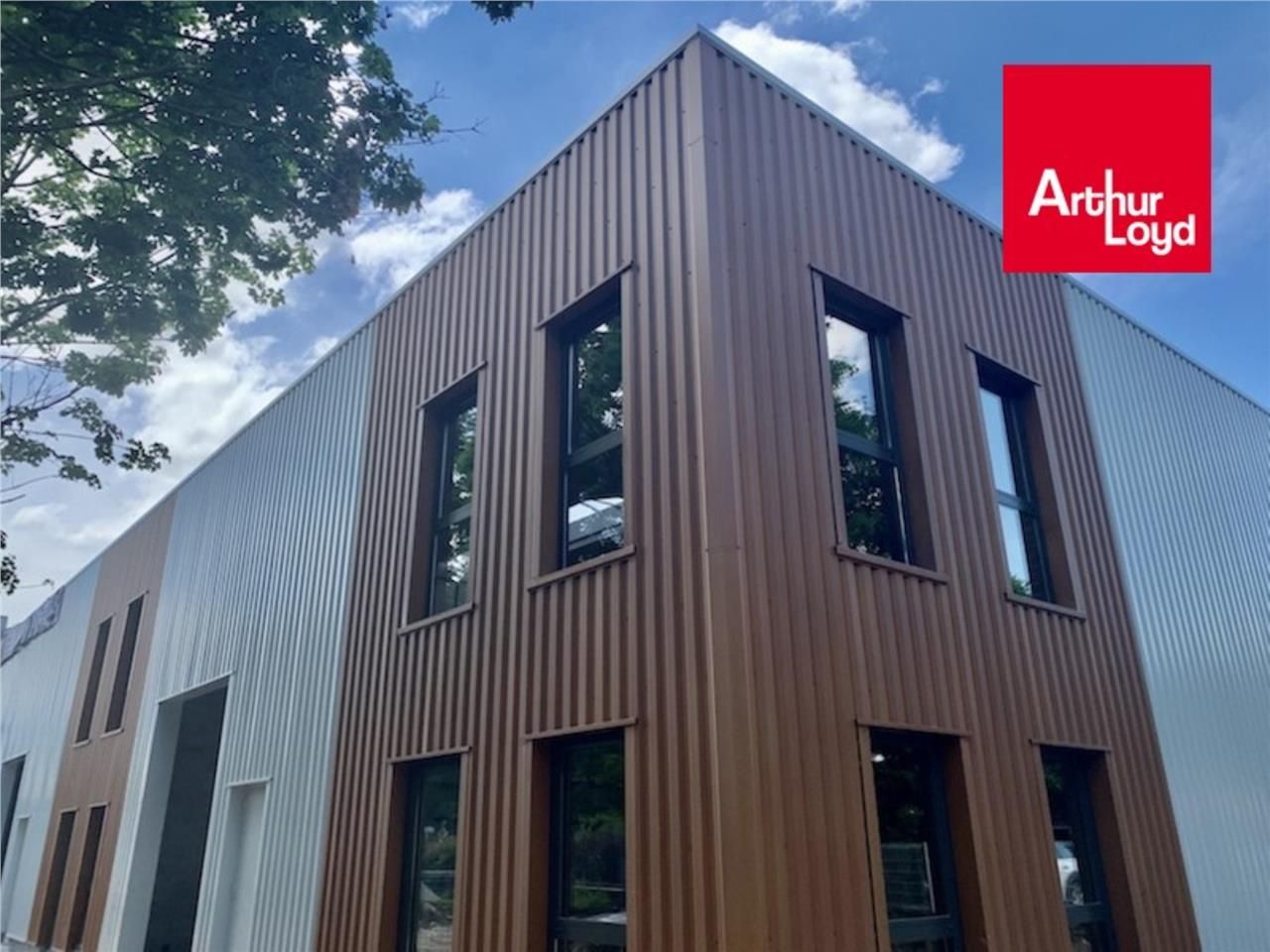 LOCAL DE STOCKAGE ACTIVITE | LOCATION | BOURG EN 