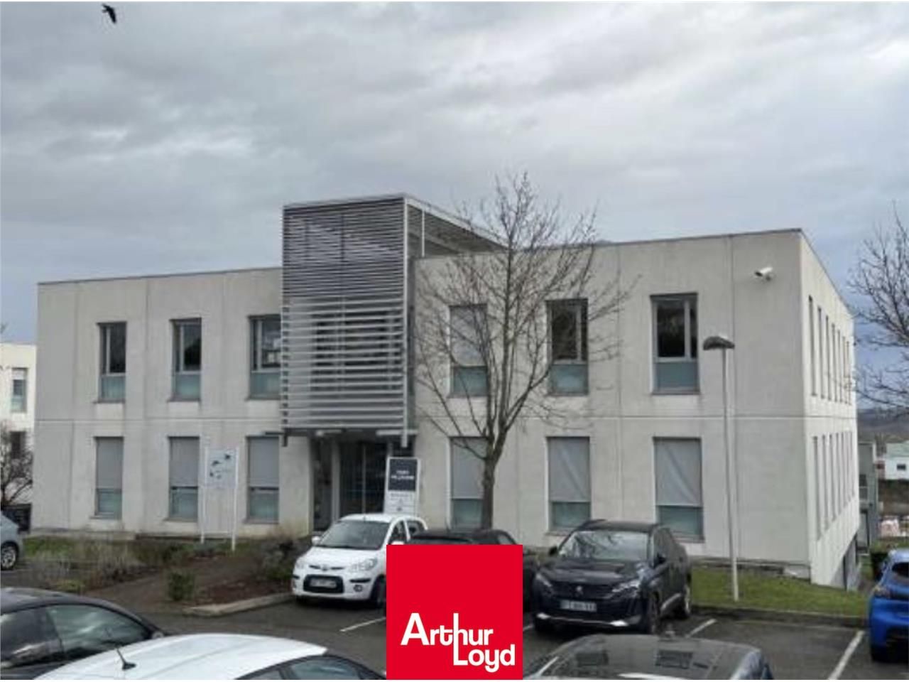 VILLEFRANCHE SUD | BUREAUX EN RDC A LOUER  Arthur