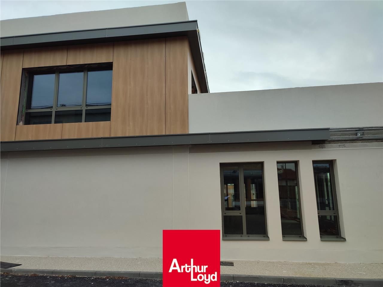 L'agence ARTHUR LOYD Villefranche vous propose ce