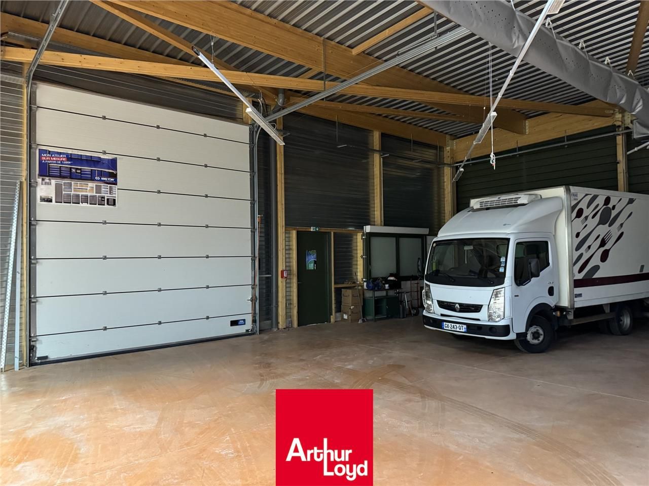LOCAL D'ACTIVITE À LOUER | LETRA Votre agence Ar