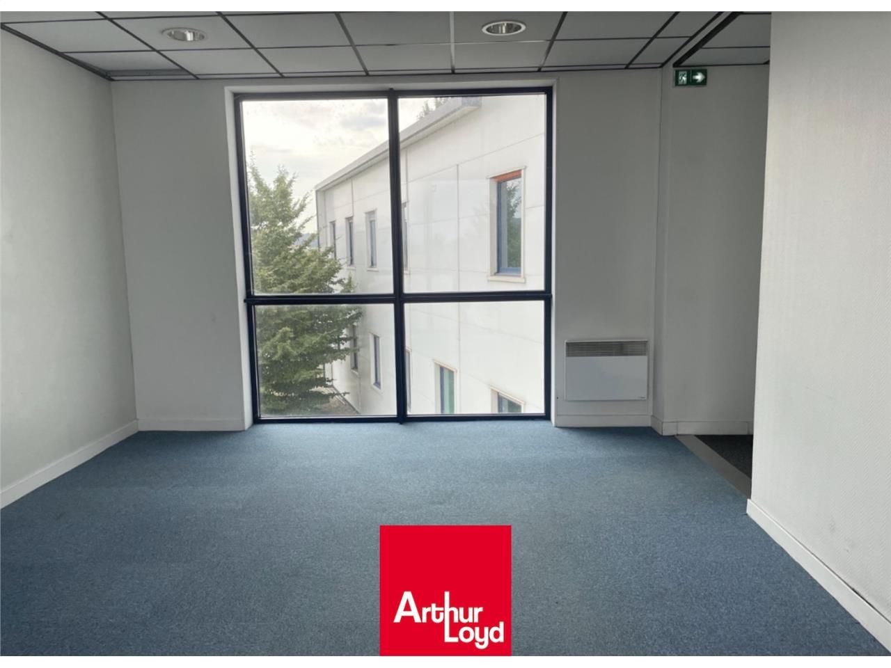 A LOUER  | BUREAUX 1355 m2 | GENAY  Votre agence 