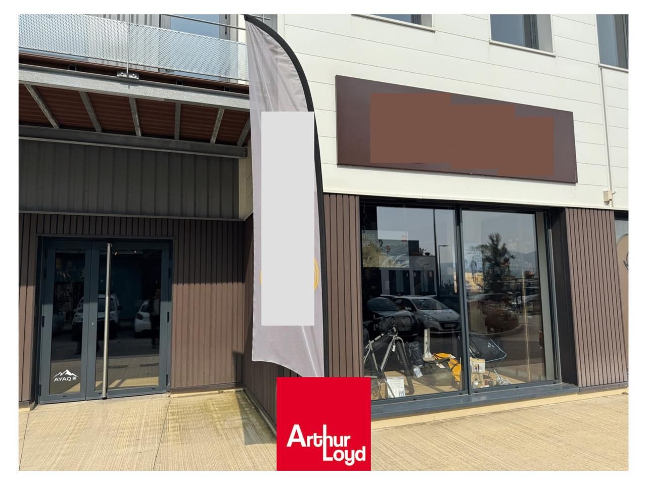 Local d'activité | A LOUER | Lyon Nord Votre age