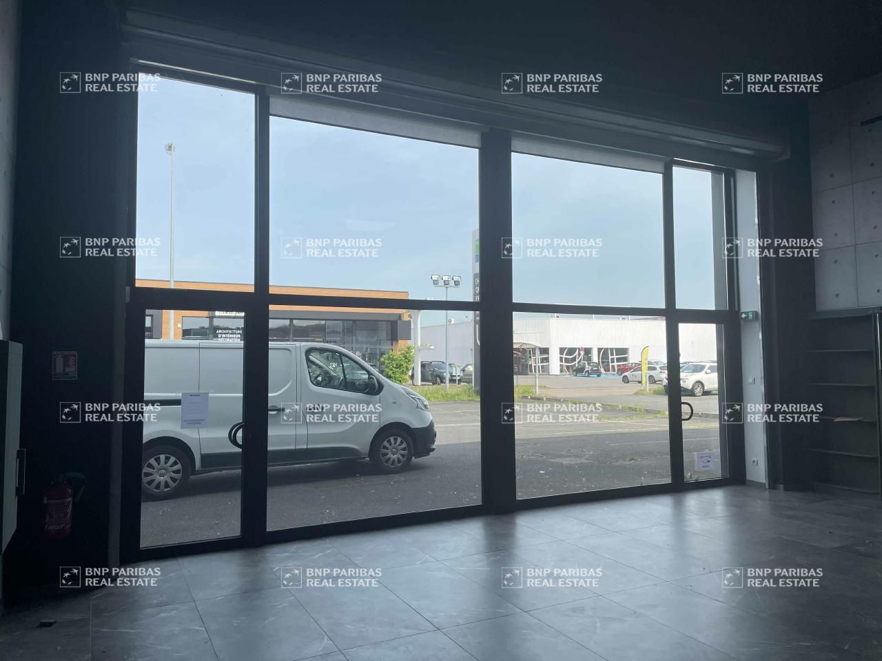 Location Activité 311.46 m² non divisibles 57685 Augny