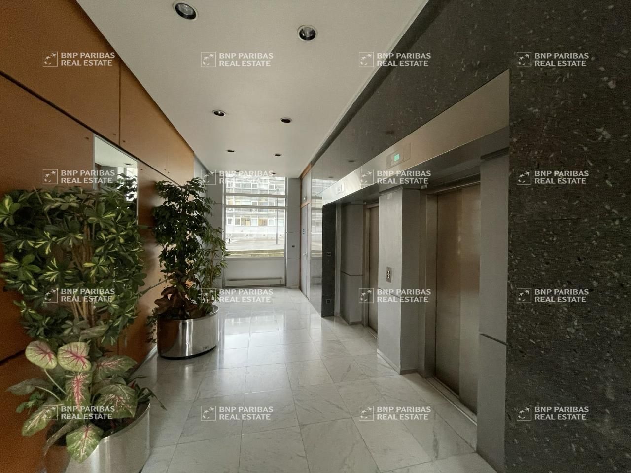 140 m² pour ce bureaux en location à Rennes