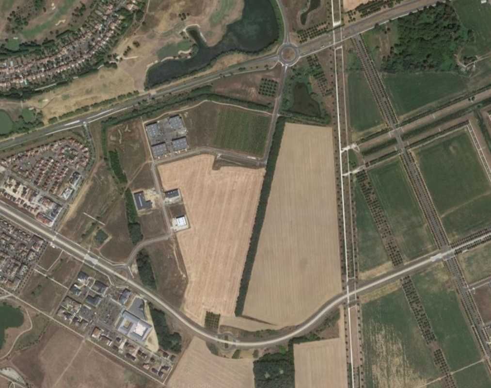 A VENDRE, Terrains à bâtir dans une parc d'activi