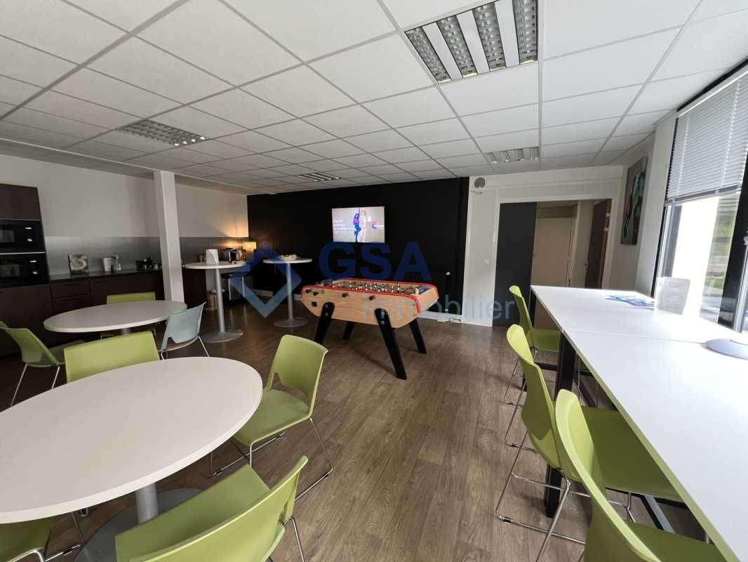 Nous vous proposons au coeur du centre-ville d'Ev