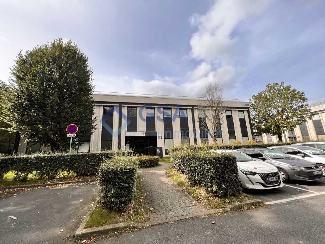 LISSES (91), plusieurs surfaces de bureaux à la l