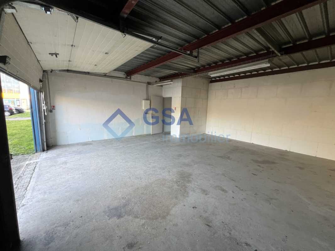 RIS ORANGIS, idéalement situé à proximité immédia