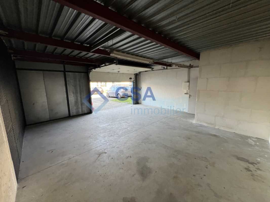 RIS ORANGIS, idéalement situé à proximité immédia