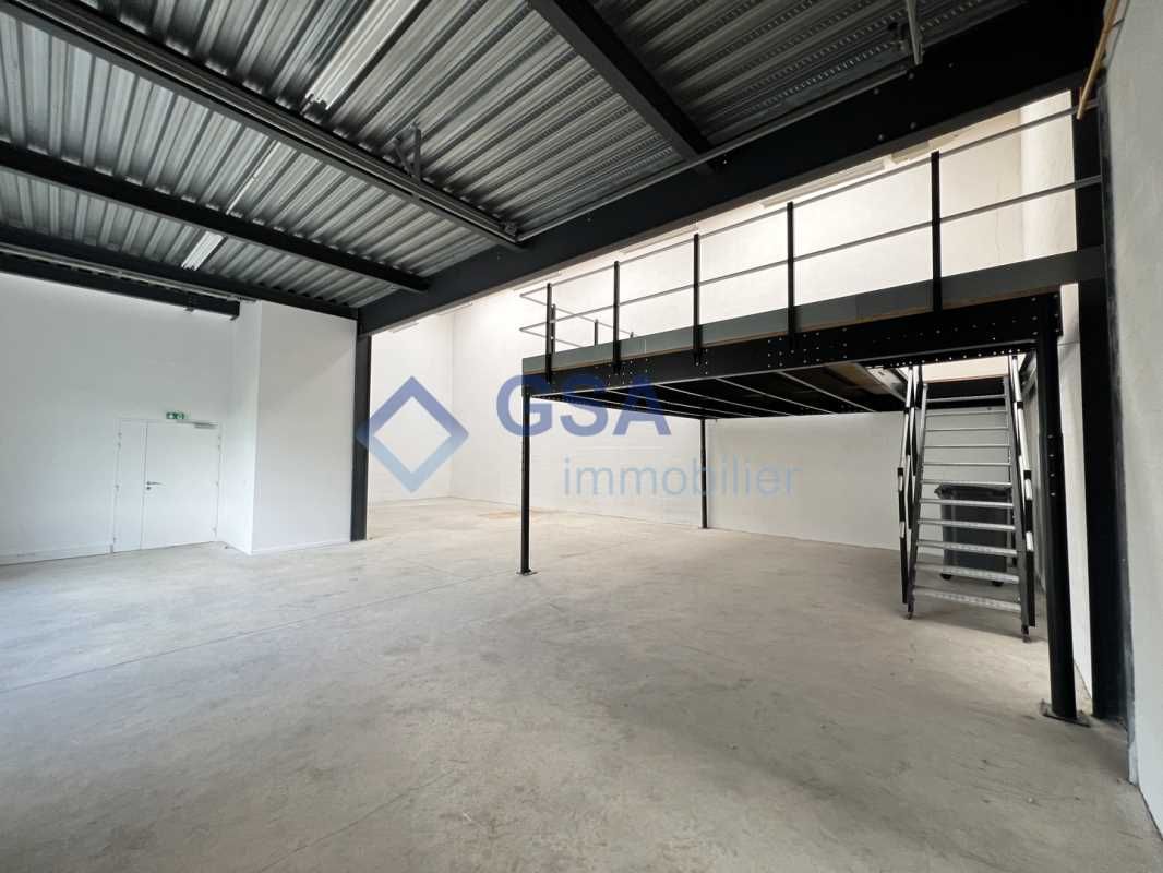 En plein coeur de Sénart et au pied de l'autorout