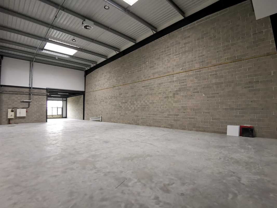 SAINT PIERRE DU PERRAY, à vendre dans une nouvell