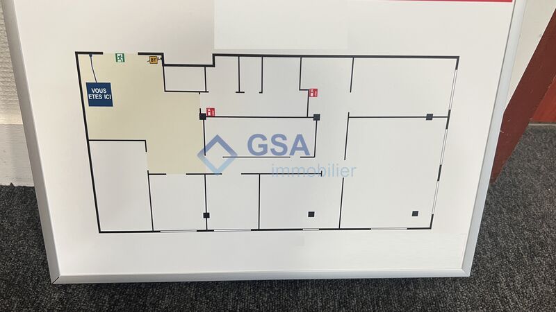 Vente bureaux 141 m² non divisibles